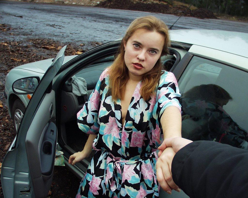 15P Outdoor bondage punishment for a naughty girl