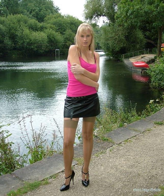 15P Nylon and high heels fetish outdoors