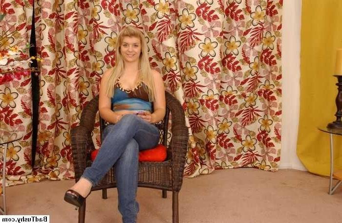 16P Absolute adorable amateur hot teen blonde babe gets ass spanked