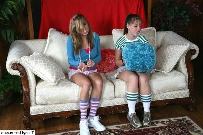 20P Amateur adorable sexy teen lesbians licking and toying asshole