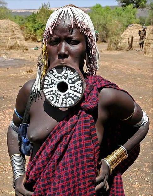 16P real african tribes posing nude