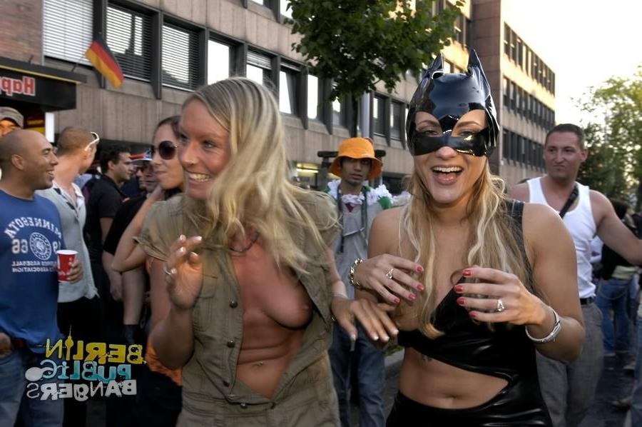 16P Kinky german batgirl posing on public and fucking outdoors