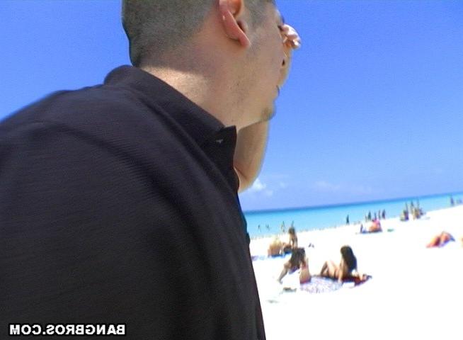 16P beach beauty shows off african pussy to white rich boy