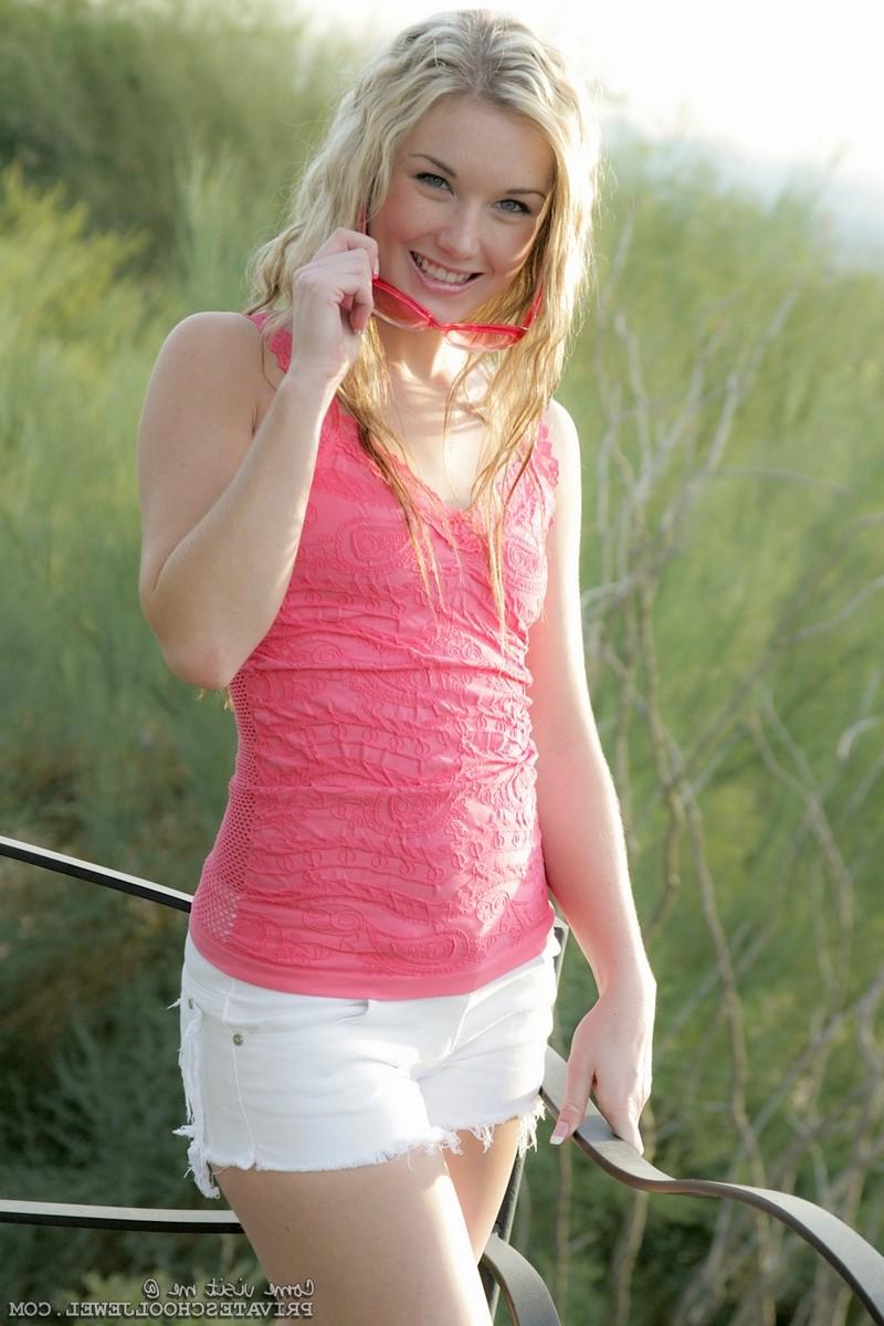 15P Cute teen small tits and pink pussy outdoors