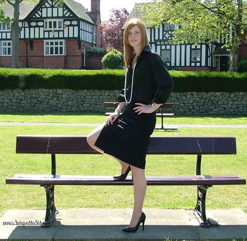 15P Stiletto girl in stockings posing outdoors