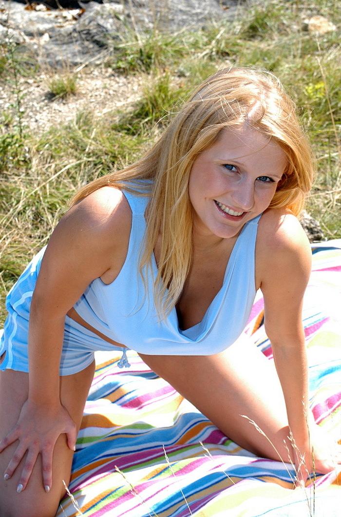 16P Chubby blonde teen with big tits masturbating and fingering outdoors