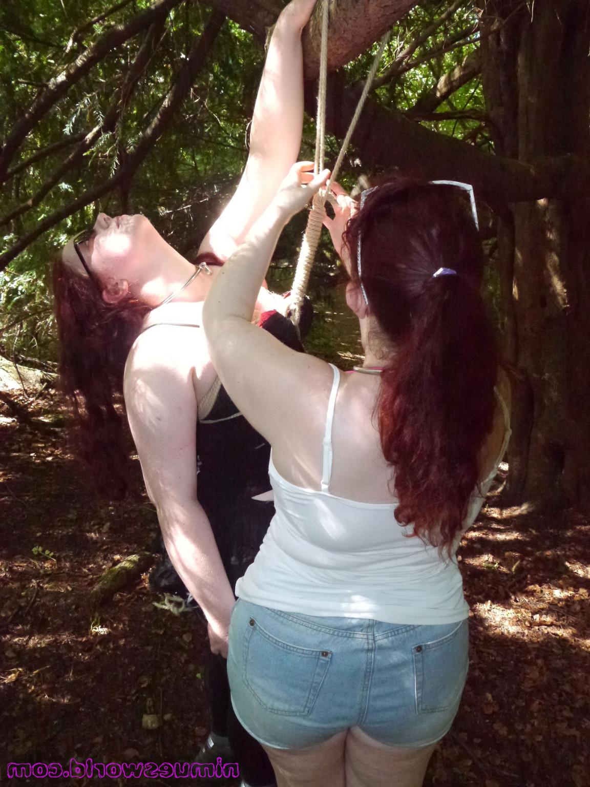 16P British lesbian bbw babes Rosie and Nimue outdoors making love and having sexy f