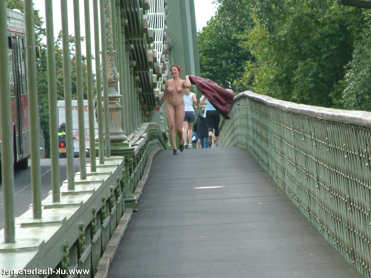 16P Public exhibitionist flashing and matures outdoor nudity by the Thames