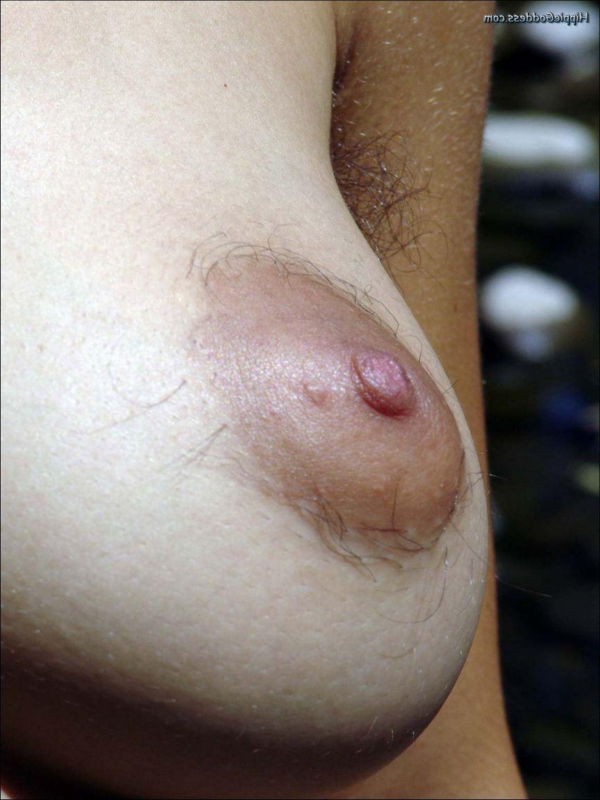 16P Hairy hippie chick shows her natural body outdoors