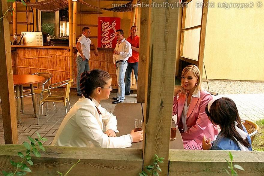 16P Three couples having outdoor swinger groupsex