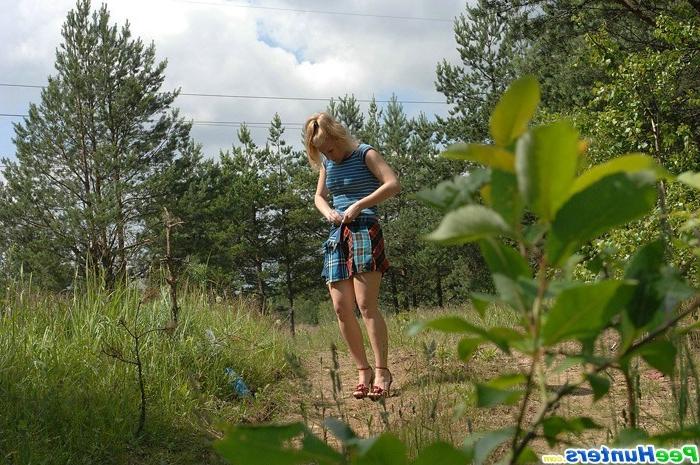 16P Cute blonde teenie gets naked and pees outdoors in the woods