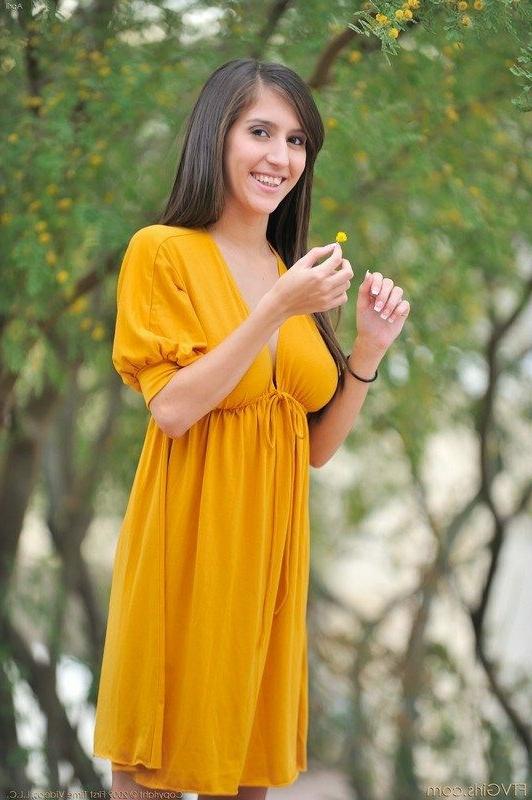16P Naturally Busty Teen Strips Outdoors
