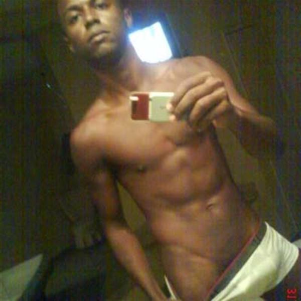 16P Self-shooting black African-American hunk