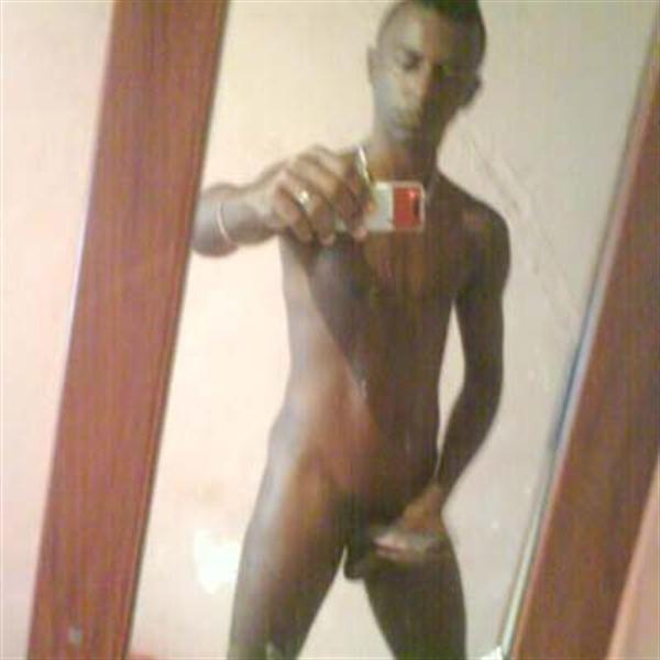 16P Self-shooting black African-American hunk