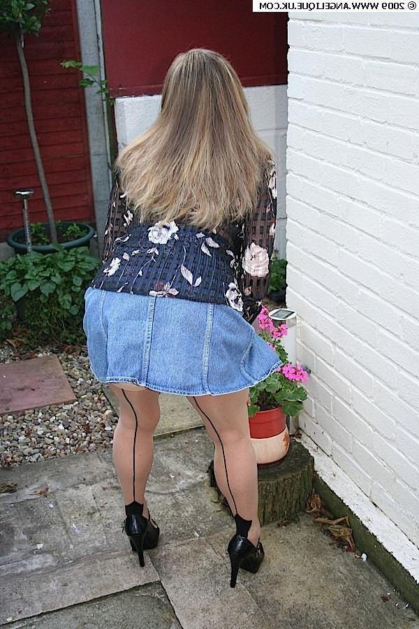 12P Amateur mature Angelique in stockings outdoors