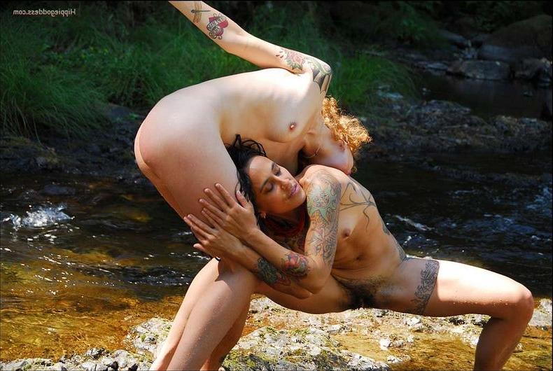 16P Athletic Hairy Tattooed Lesbian Amateurs Yoga Dancing Outdoors