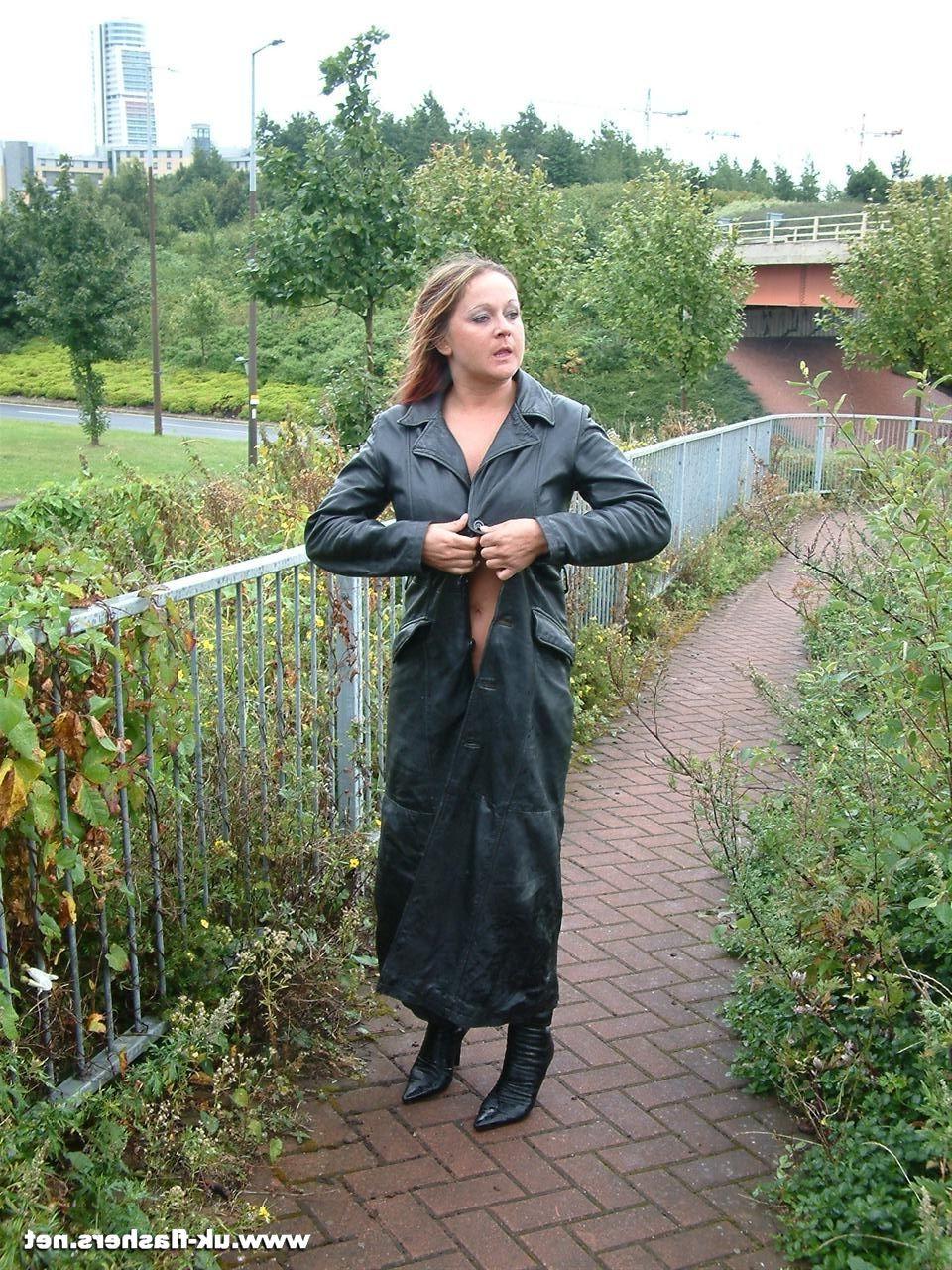 16P Uk amateur public nudity of busty milf Gina flashing tits outdoors and exhibitio