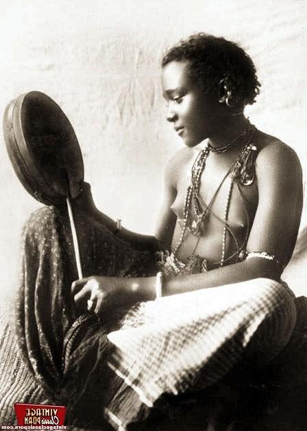 12P Several nude African ladies from the twenties nude
