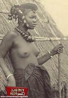 12P Classic African ladies showing their real bodies