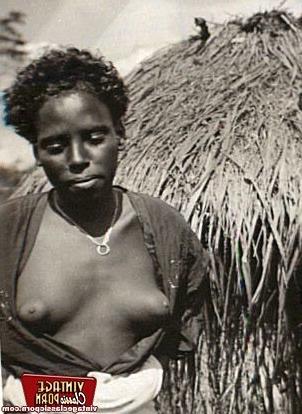 12P Classic African ladies showing their real bodies