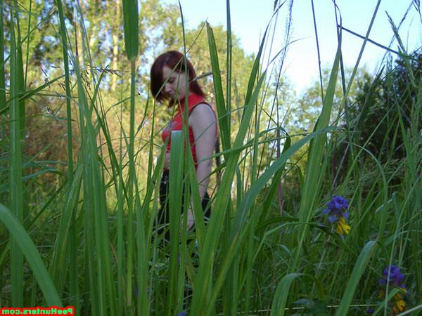 15P Lovely girls caught on spy cam when peeing outdoors