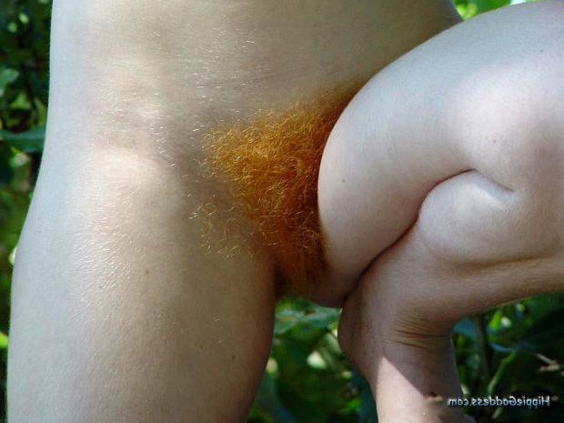 16P Redhead Dreadhead Hippie Chick Naked Outdoors