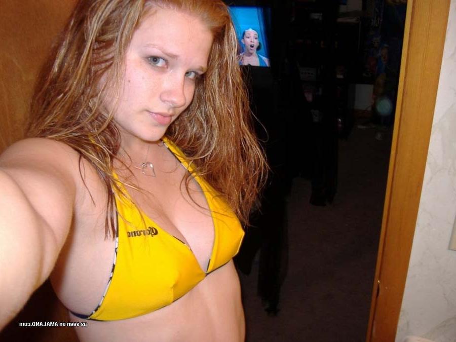 12P Lovely pale girl needs a pecker