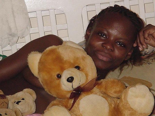 25P BEAUTIFUL AFRICAN TEEN II
