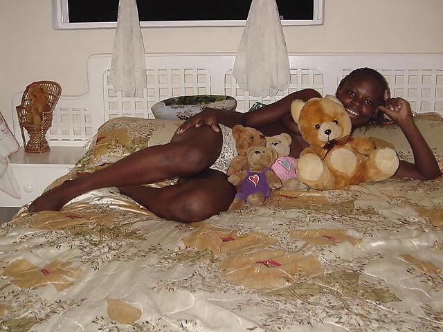 25P BEAUTIFUL AFRICAN TEEN II