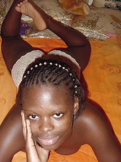 25P BEAUTIFUL AFRICAN TEEN II