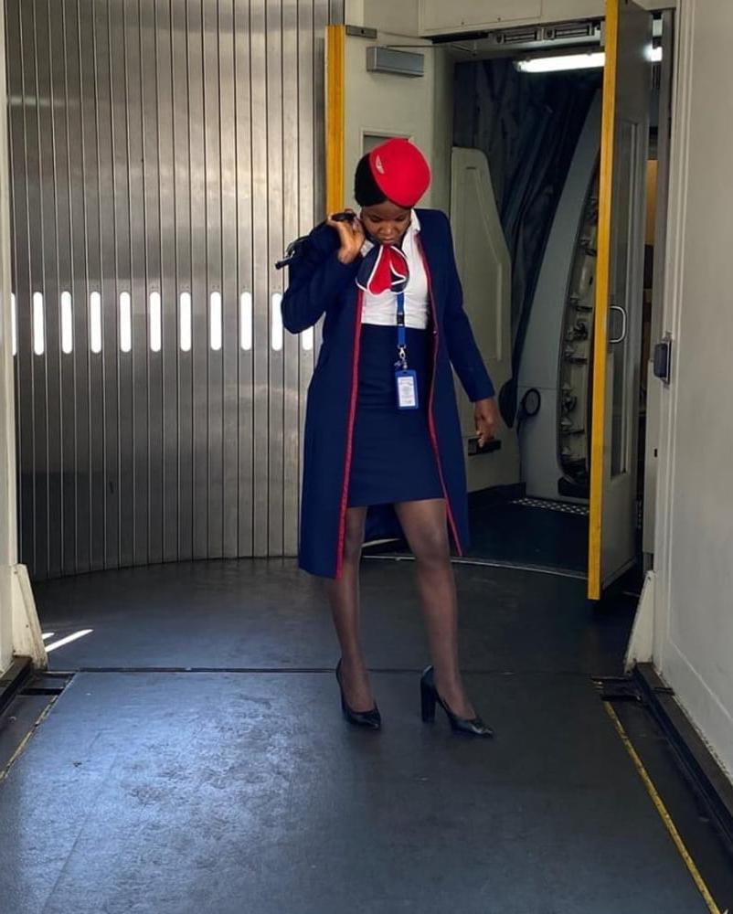 9P Evodie French African air hostess