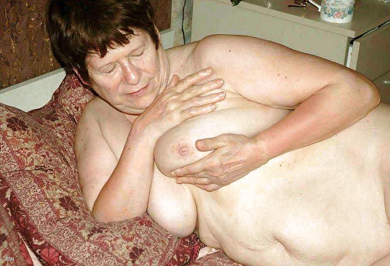 25P Aged cunts but still horny
