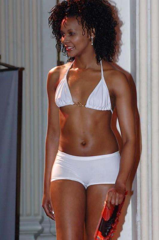 25P MISS SOUTH AFRICA 2008...BIKINI