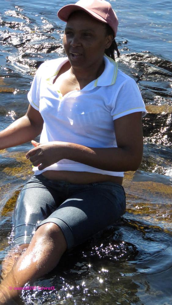 25P South Africa - Girls posing 18