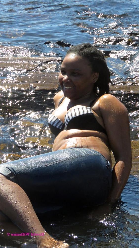25P South Africa - Girls posing 18