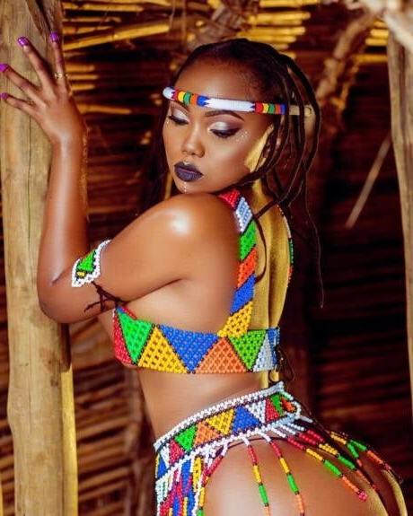 6P Big Booty African Honey