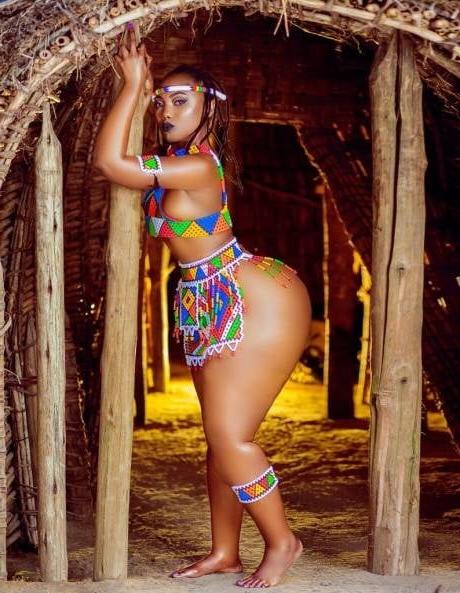 6P Big Booty African Honey