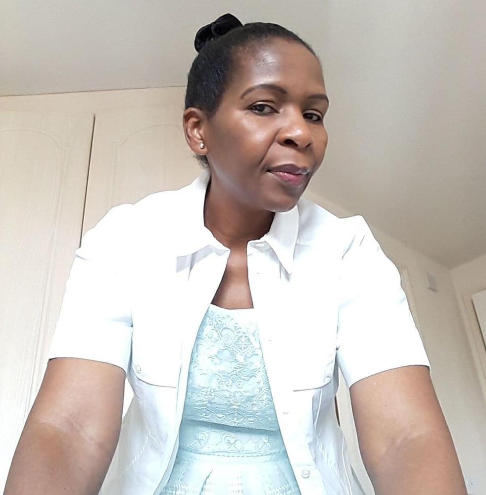 16P African mature mom
