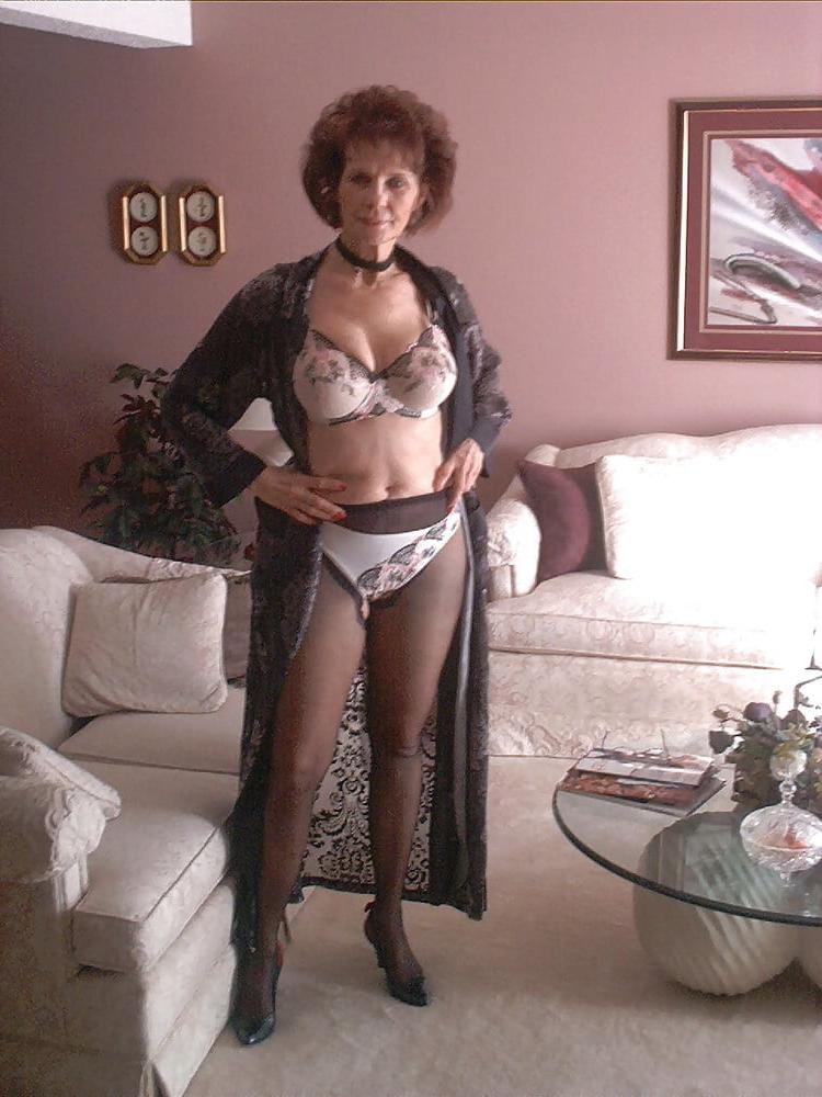 25P AGED 50+ SLUTS 157