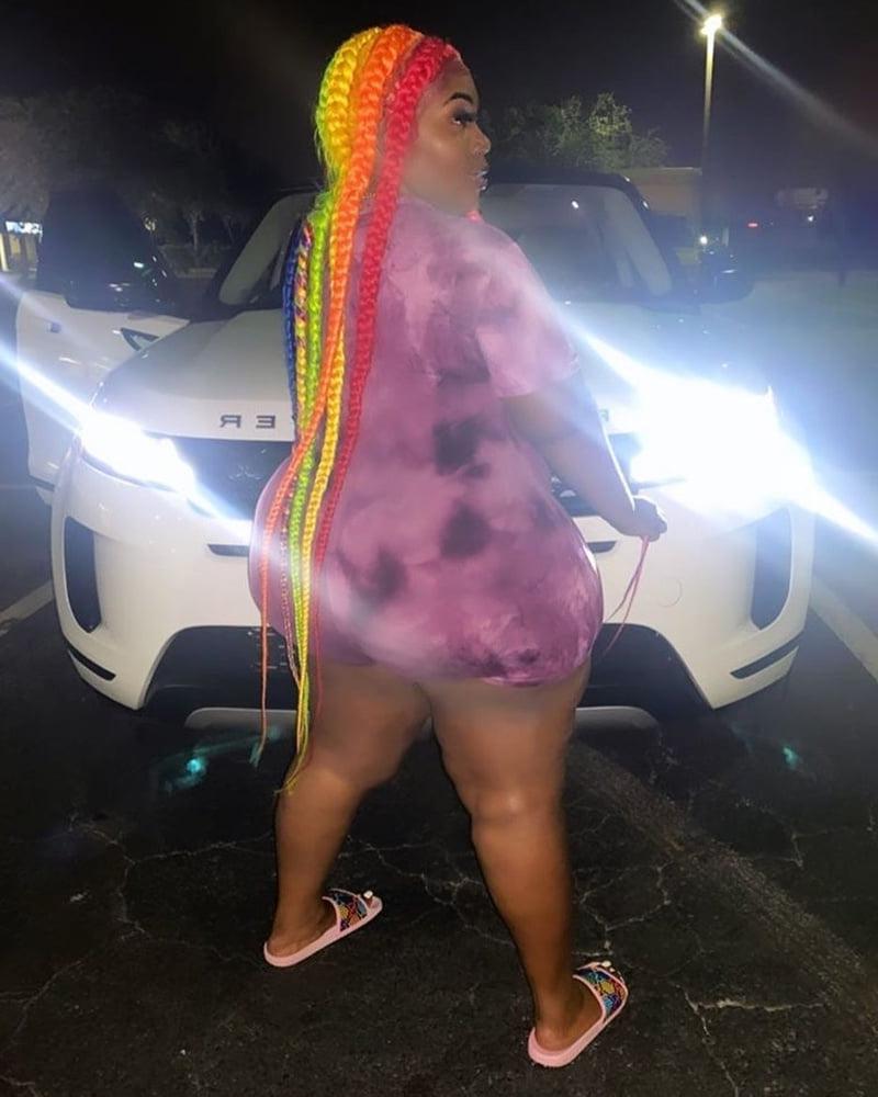 25P African Big Booties