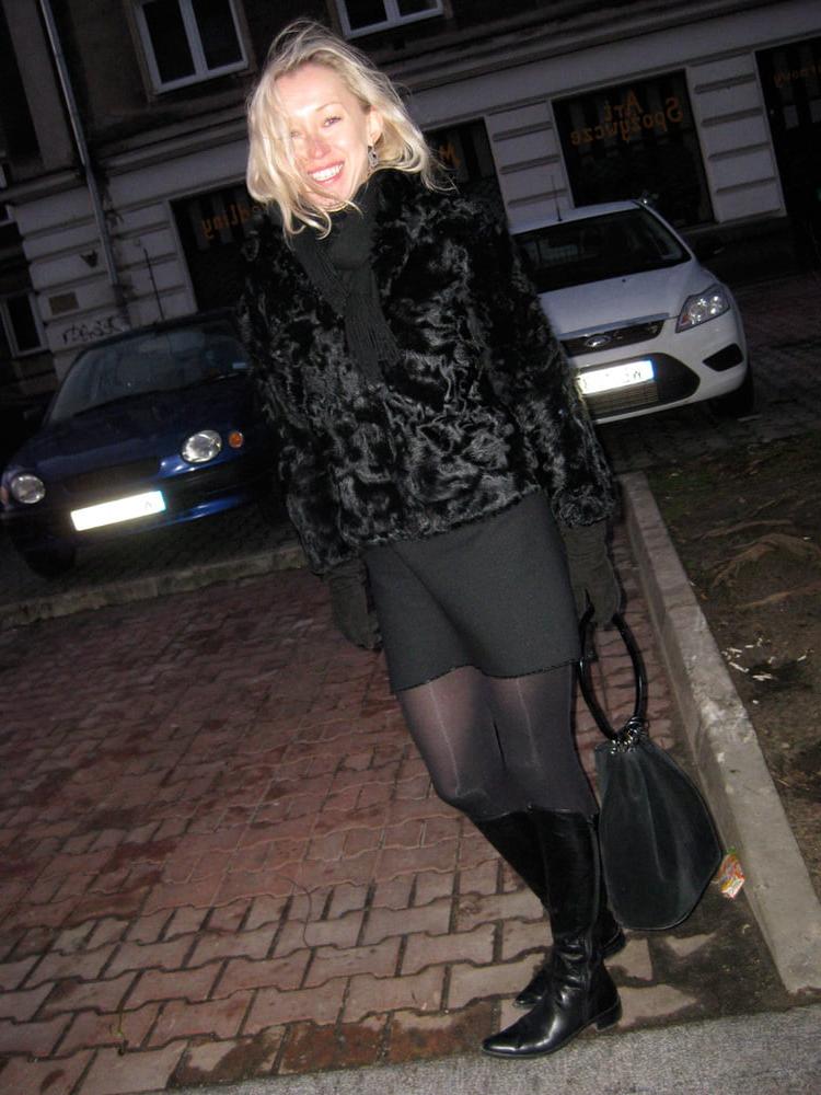 20P My fave Polish lady takes it in all holes!
