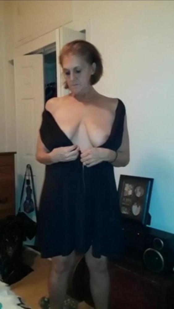 10P Canadian  granny aged 72