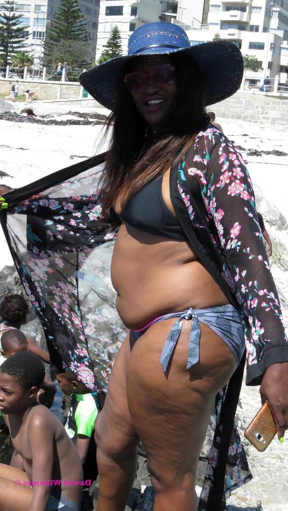 9P South Africa - Girls posing 09