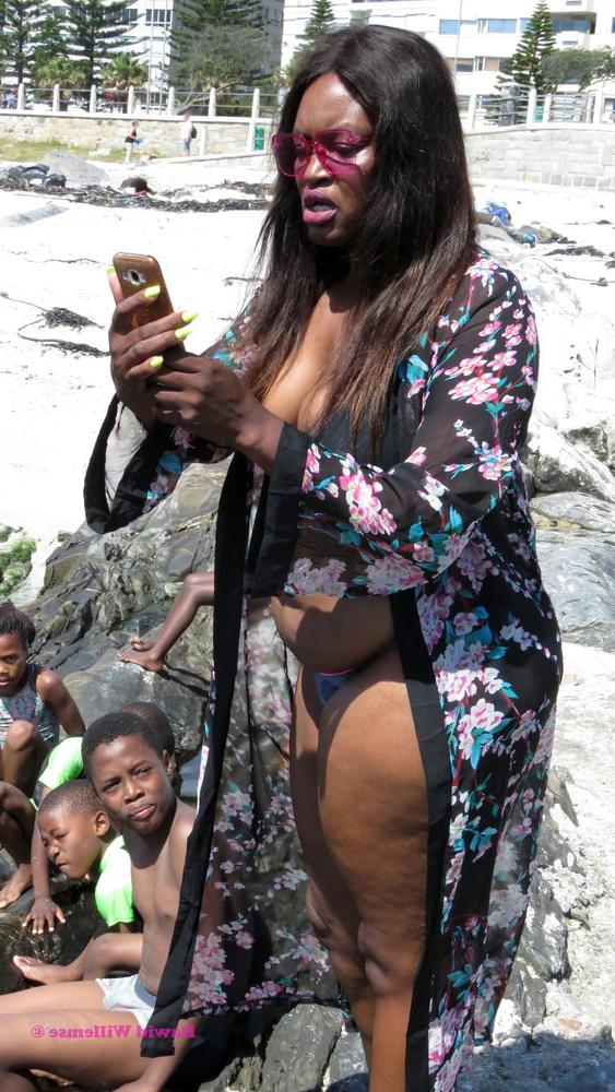 9P South Africa - Girls posing 09