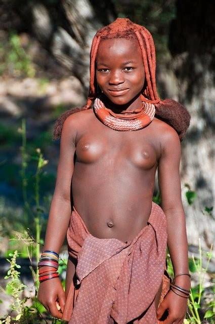 21P Natural African Tits 9