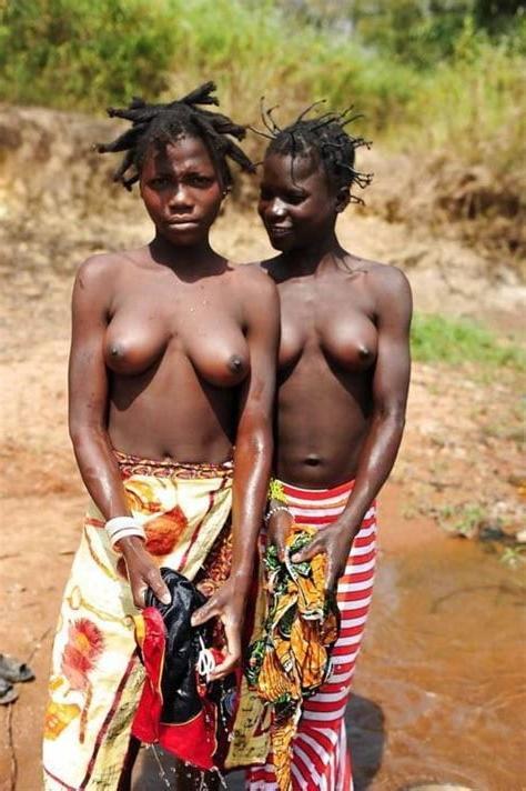 21P Natural African Tits 9