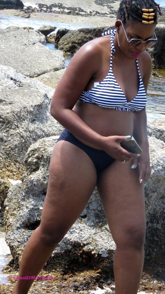 13P South Africa - Girls posing 06
