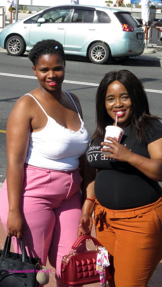 18P South Africa - Girls posing 11