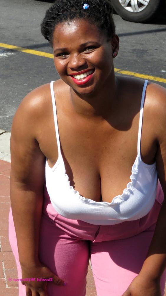 18P South Africa - Girls posing 11