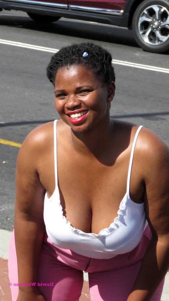 18P South Africa - Girls posing 11